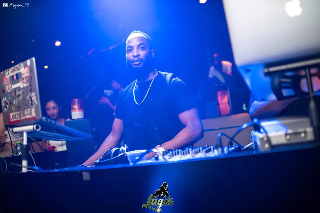 DJ Light performing behind the decks - Event DJ Israel